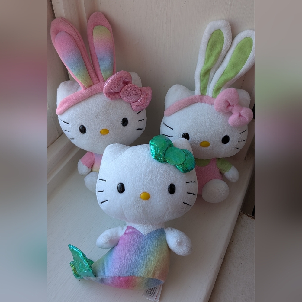Hello Kitty Plush Trio